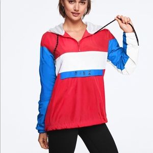 VS Pink Sport Pullover